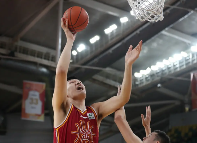 世界杯官方直播入口-连续2场0分！单场25+15神塔变废塔 主教练未用好他？